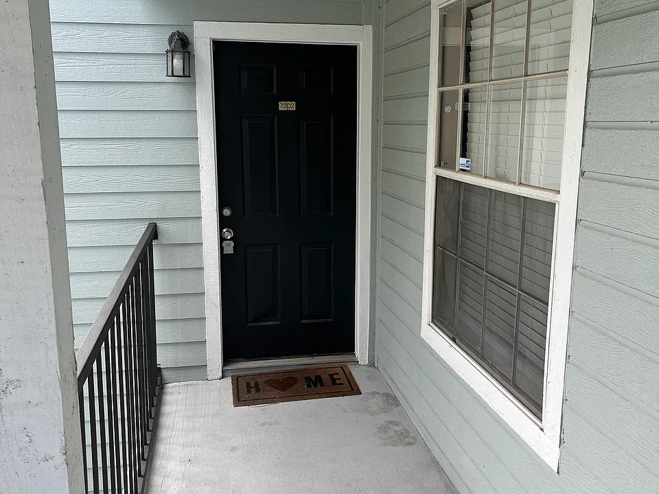 2250 Alafaya Trl