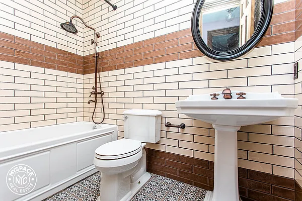 Rented by MySpaceNYC | media 10