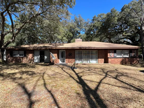 111 Newington Rd, Summerville, SC 29485