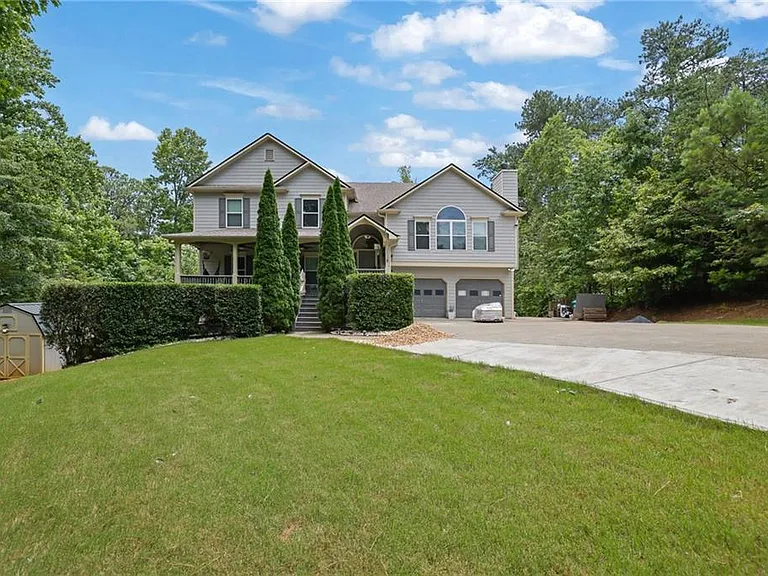902 Whistler Ln — Photo 3
