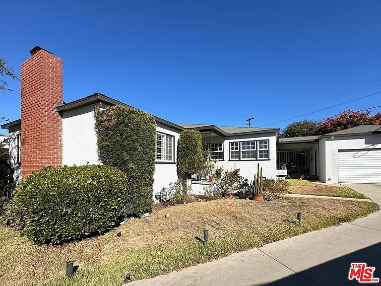 2132 McPherson Pl — Photo 6