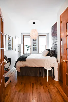 Rented by The Agency | media 2