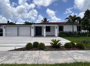 2825 SW 79th Ct, Miami, FL 33155
