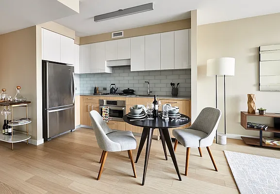 10 Halletts Point #2014