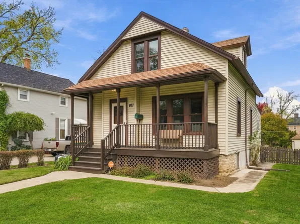 807 Campbell St, Joliet, IL 60435