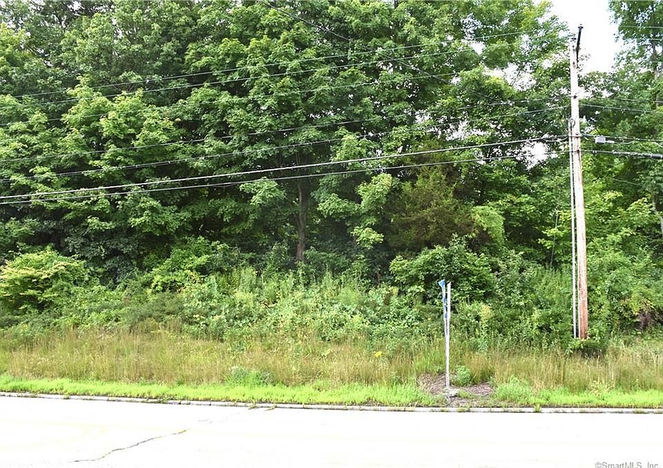 2nd image of 519 Mashamoquet Rd
