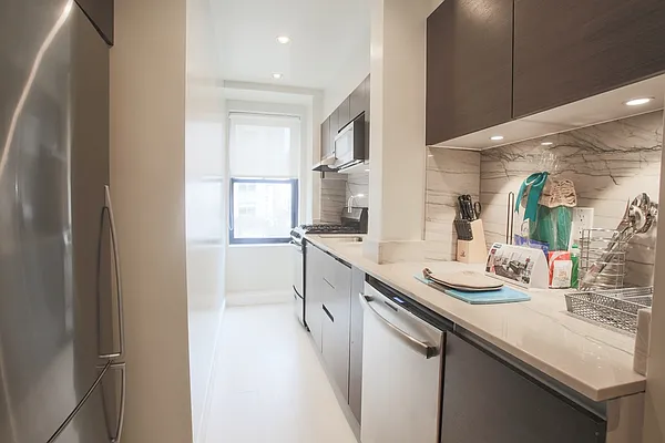 Rented by Stonehenge NYC LLC | media 70