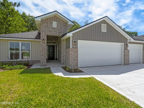 8295 HELMSLEY Boulevard, Jacksonville, FL 32219