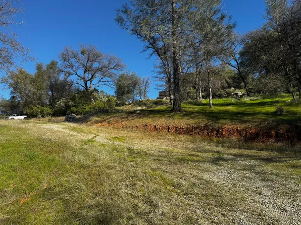 15806 Perimeter Rd, Grass Valley, CA 95949