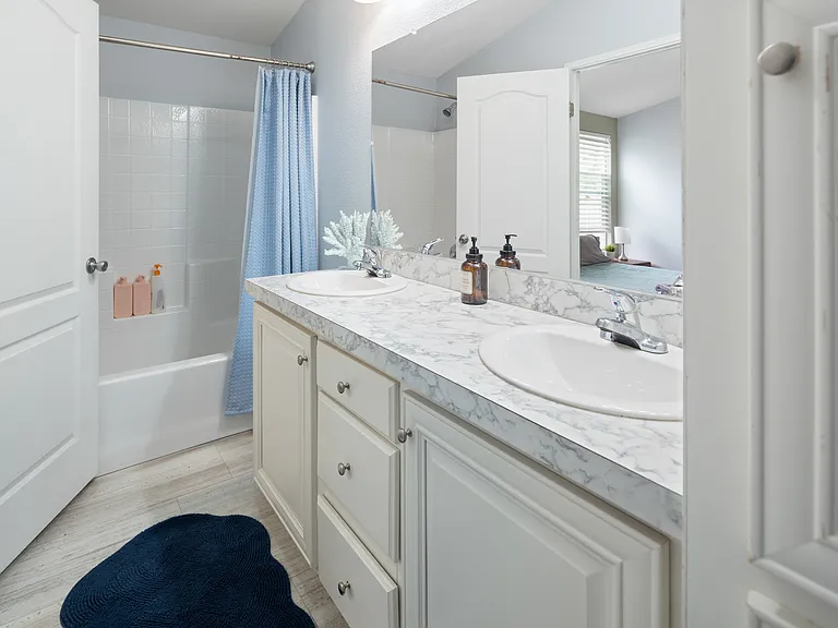 2014 Emerald St — Photo 15