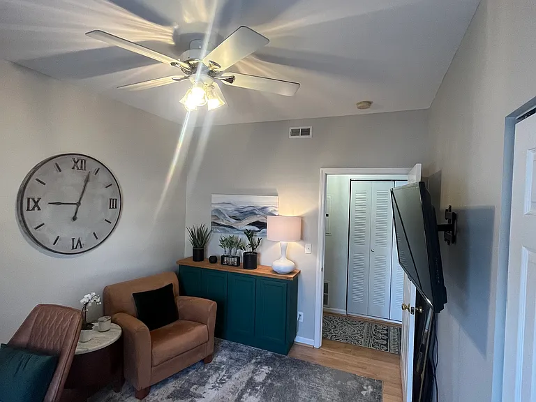 1130 Westlynne Pl #2 — Photo 16