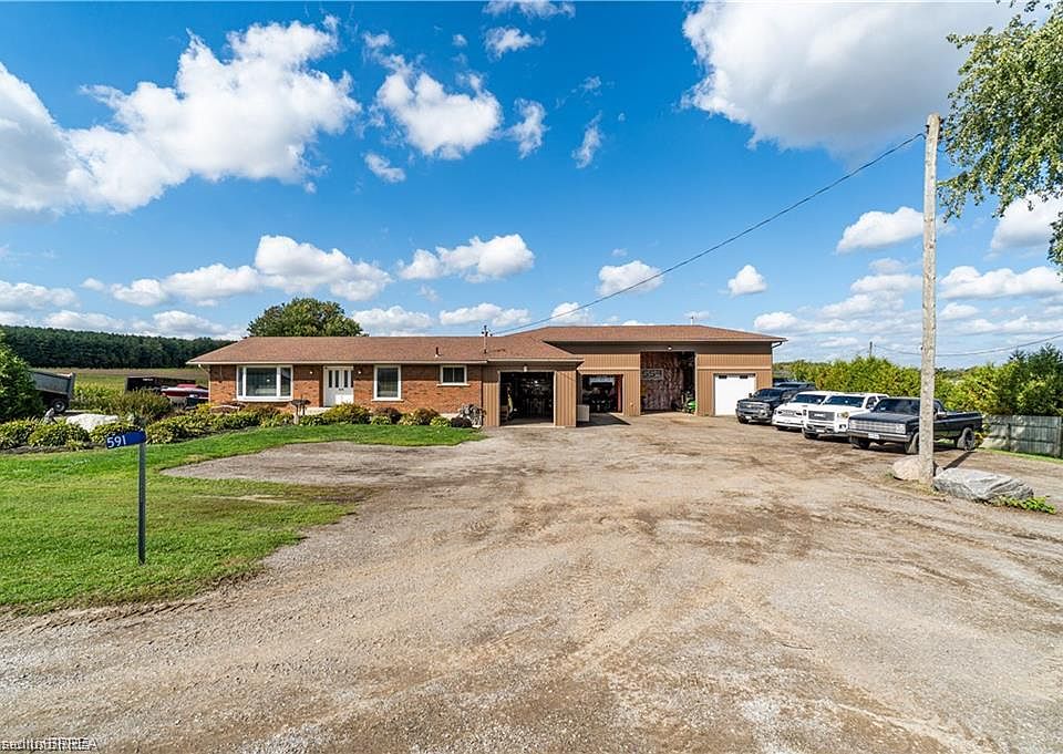 1st image of 591 Governors Rd E