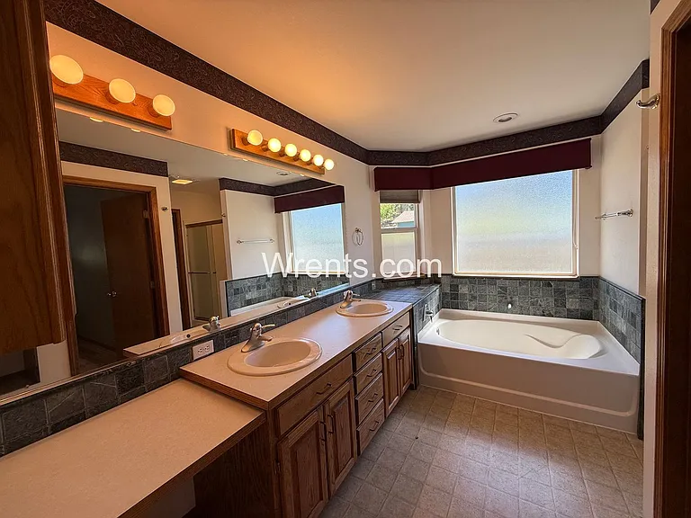 11709 N Kathy Ln — Photo 15