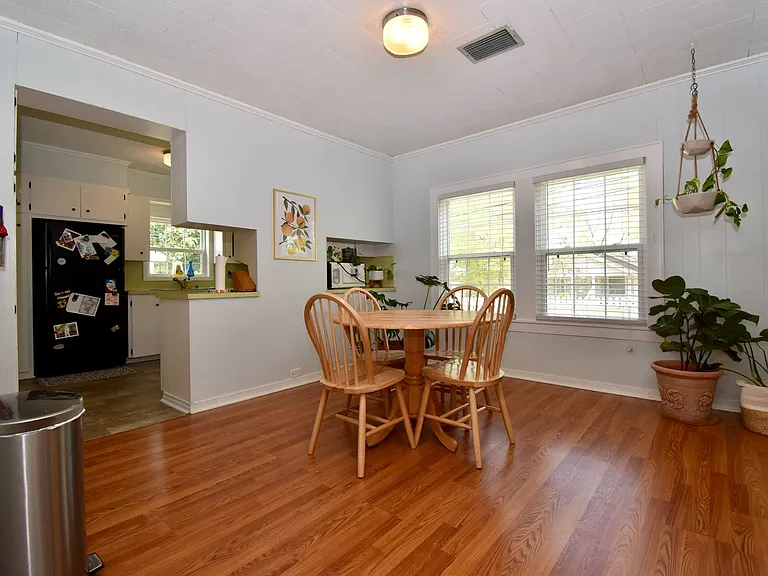 708 Tech Dr — Photo 6