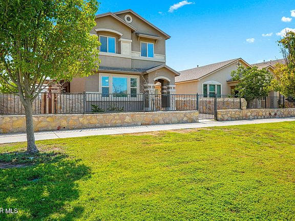 3rd image of 4832 Ruben Soto Dr