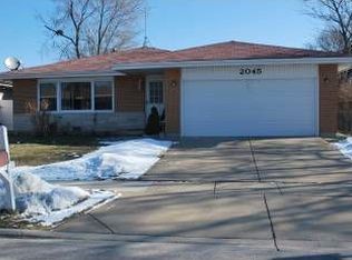 2045 N Wainwright Ct, Palatine, IL