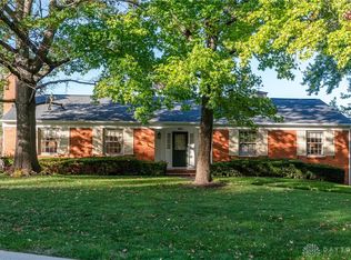 909 Cranbrook Ct, Dayton, OH 45459