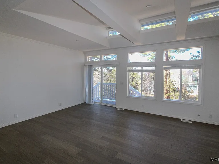 1336 La Crescenta Dr #1 — Photo 3