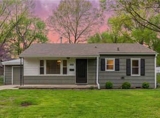 1938 NE 52nd Ter, Kansas City, MO 64118