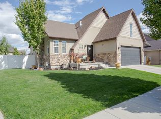 2358 W Adelaide Dr, Riverton, UT 84065