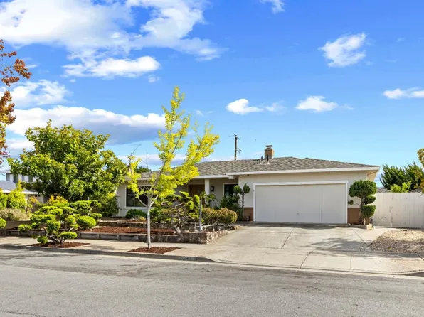 21446 Holly Oak Dr, Cupertino, CA 95014
