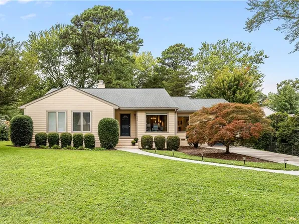 203 Tabbs Ln, Newport News, VA 23602