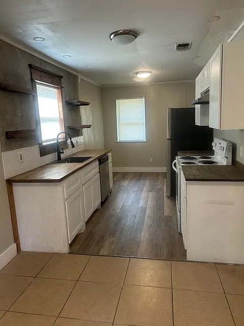 2 bed, 750 sqft, $950 — Photo 3