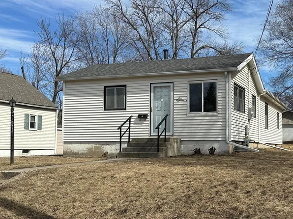 518 Saint Thomas Ave, Albert Lea, MN 56007