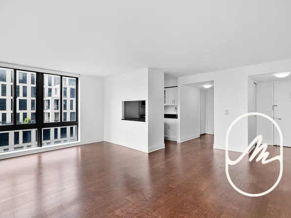 290 Third Avenue 11C image 2 of 15