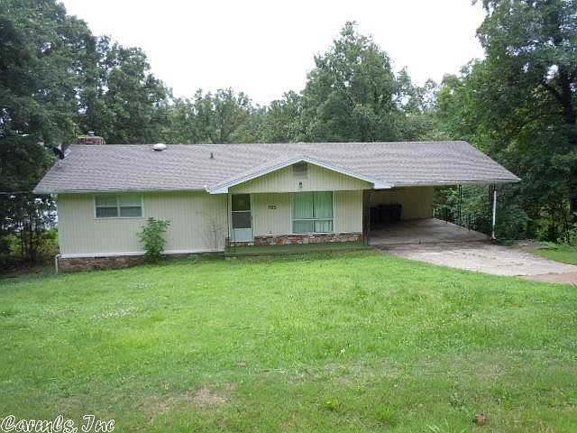 1st image of 105 Emerald Ln