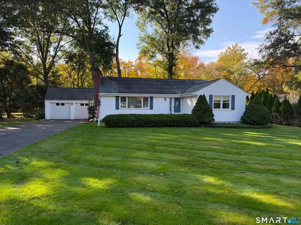14 Barn Hill Road, Bloomfield, CT 06002