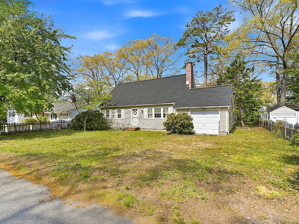 1st image of 464 Newport Rd