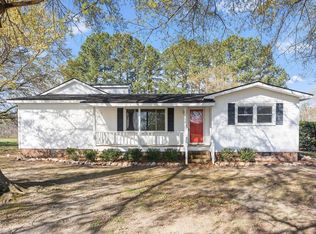 2 Howard Tant Rd, Zebulon, NC 27597