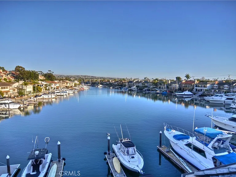226 La Jolla Dr — Photo 29