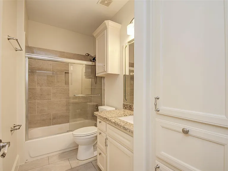 10572 Twin Oak Dr — Photo 23