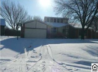 2124 S Linden Ct, Wichita, KS 67207