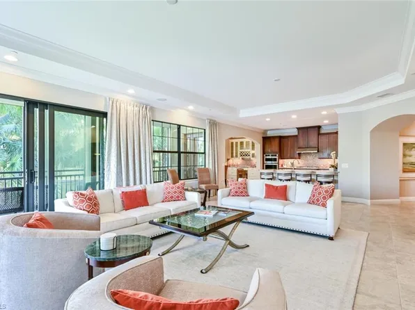 2764 Tiburon Blvd E #3101, Naples, FL 34109