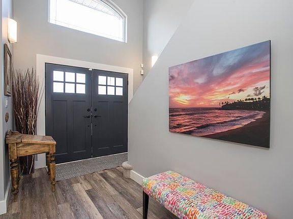 2nd image of 5268 Saint Andrews Pl