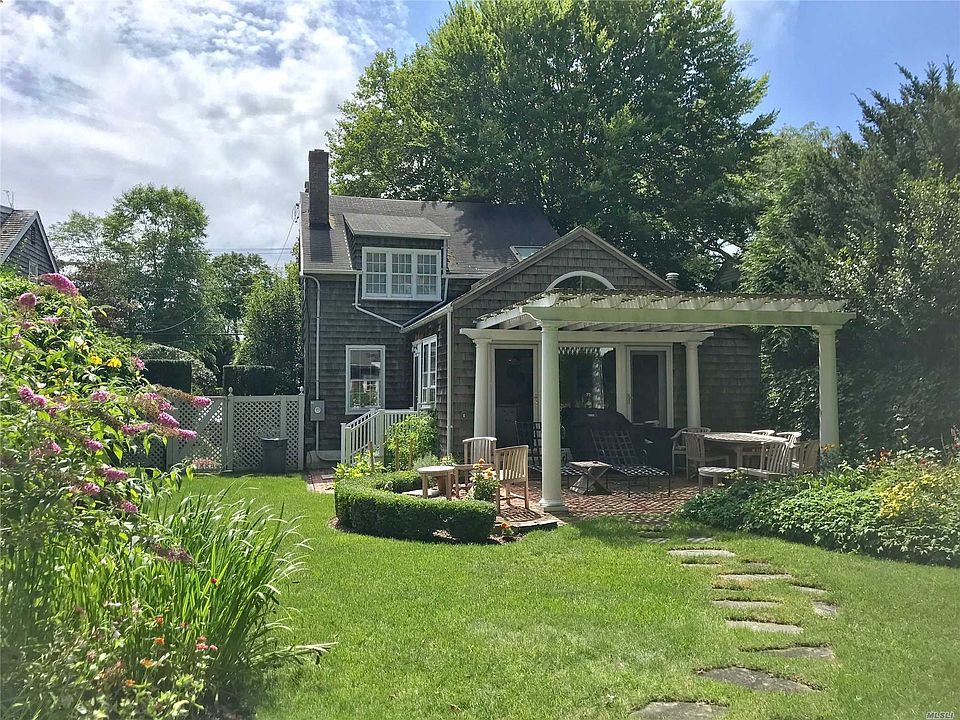 44 Glover St, Sag Harbor, NY 11963 Zillow