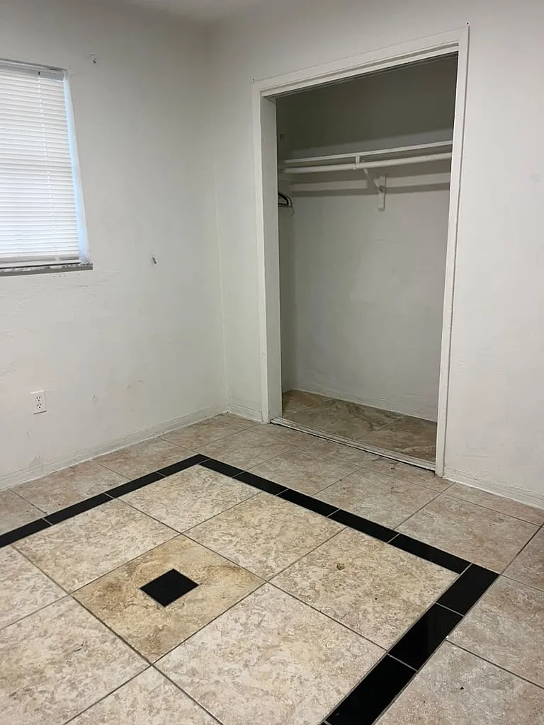 2 bed, 1.5 bath, 1032 sqft, $2,100 — Photo 4