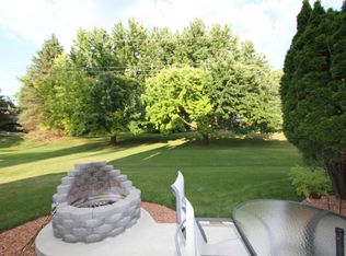 1037 S Adams Rd, Rochester Hills, MI 48309