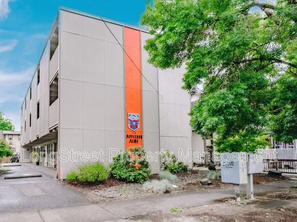 115 NW 15th St APT 33, Corvallis, OR 97330