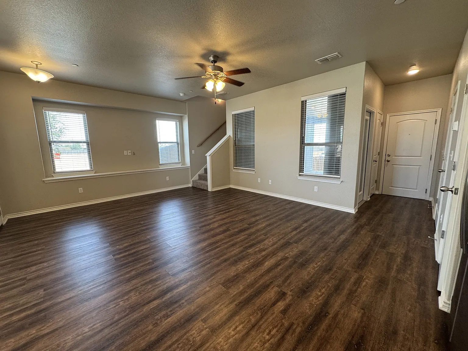 748 Westfield Blvd — Photo 3
