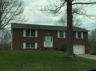 332 Carroll Rd, Athens, OH 45701