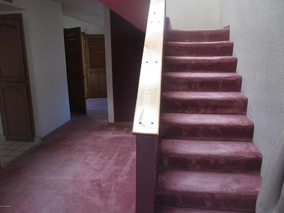 Stairway to Bedrooms