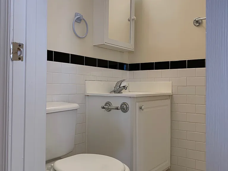 1805 William St #205 — Photo 8