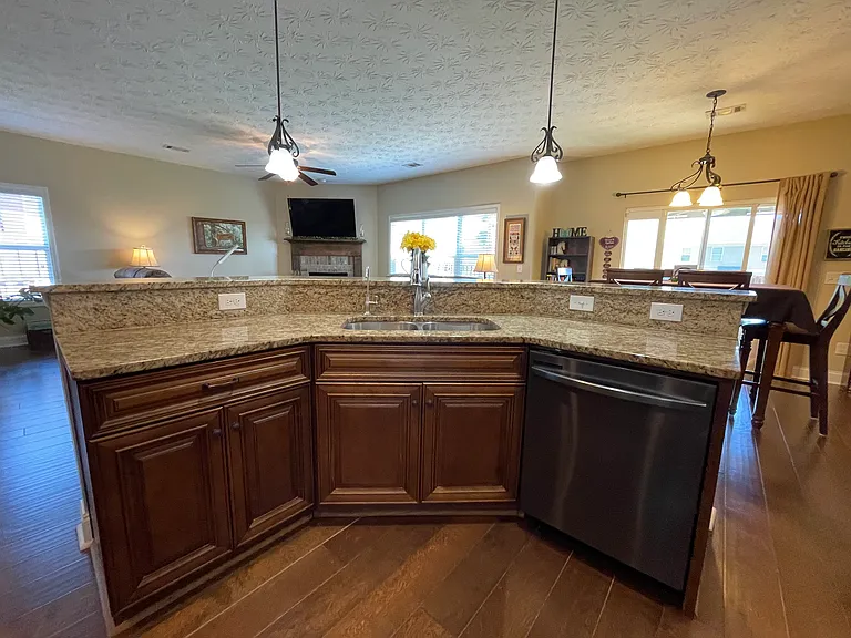 7192 Tall Pine Ct — Photo 18