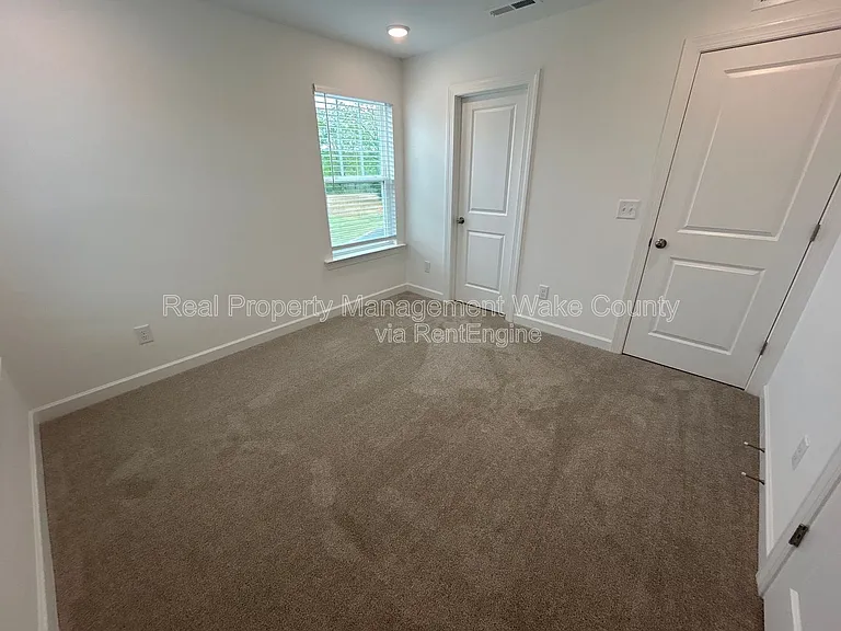 156 Sargents St — Photo 33