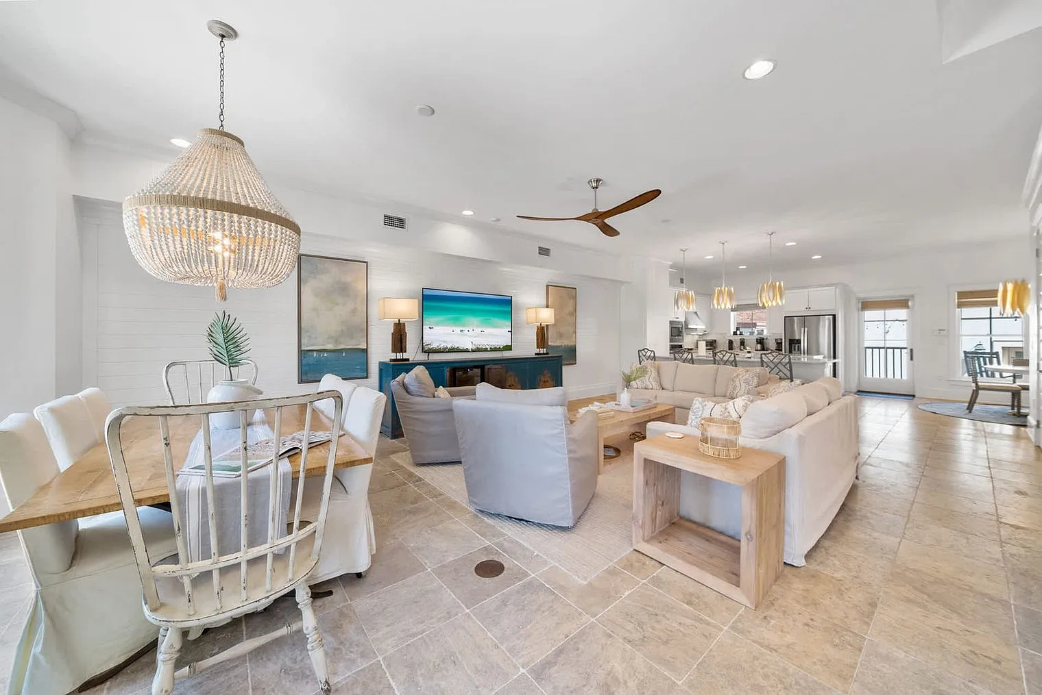 5 bed, 5.0 bath, 3745 sqft, $8,568 — Photo 2