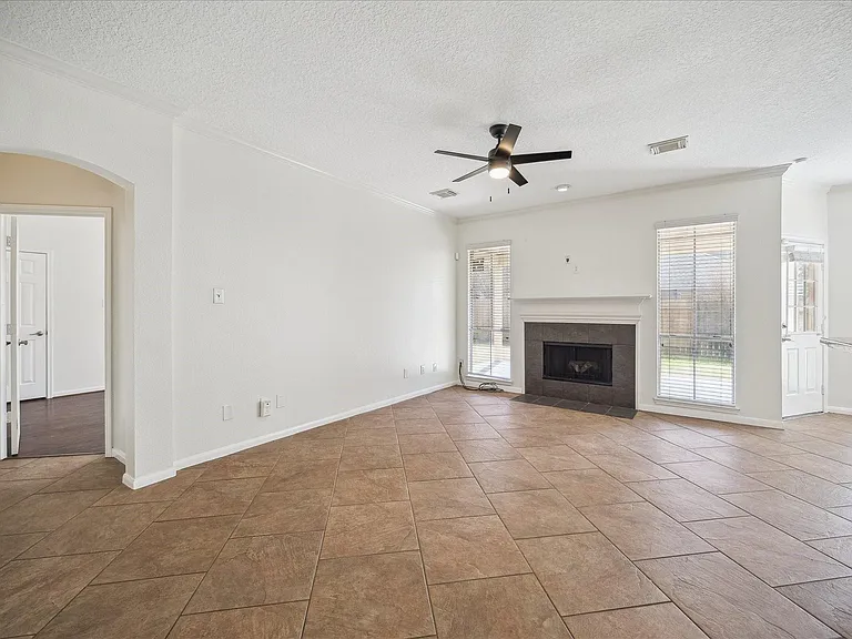 12831 Dove Point Ln — Photo 18
